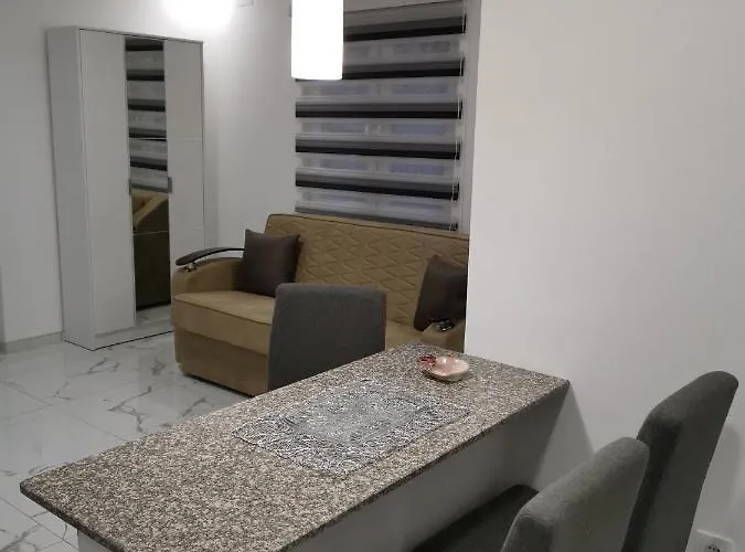 Апартаменты Aleks 2 *